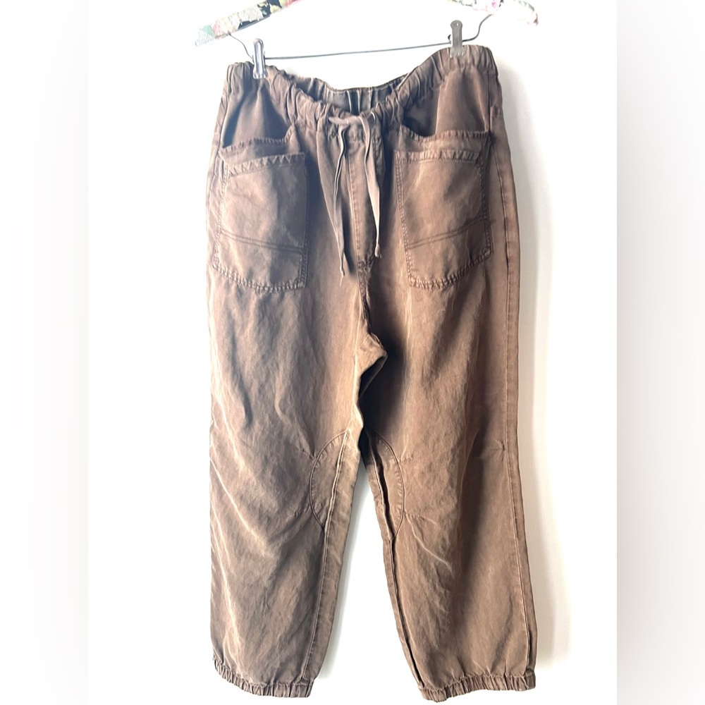 Pilcro Brown drawstring waist jogger style leg closure size M